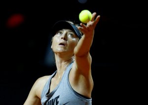 Sharapova se despide en semifinales de Stuttgart en su regreso