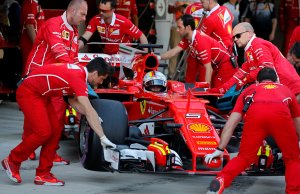 Vettel y Ferrari imponen su ley en parrilla de salida del GP de Rusia