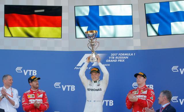 Valtteri Bottas (c) reinó en el Gran Premio de Rusia (Foto: Reuters)