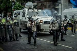 NYT: En Venezuela crece la presión en las filas policiales