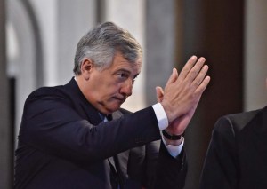 Tajani pide a Comisión Europea una estrategia para desplazados por crisis de Venezuela