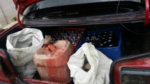 Encuentran bombas molotov, piedras y gasolina en el carro de la esposa de un diputado chavista