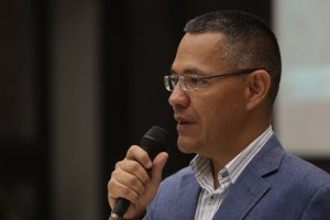 Villegas encadenó para emitir comunicado que condena “ataque” contra el TSJ (Video)