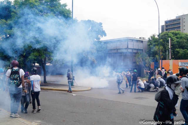 GN efectuó fuerte represión en Caracas este 3 de mayo. Foto: LaPatilla.com / Gabriela Gómez