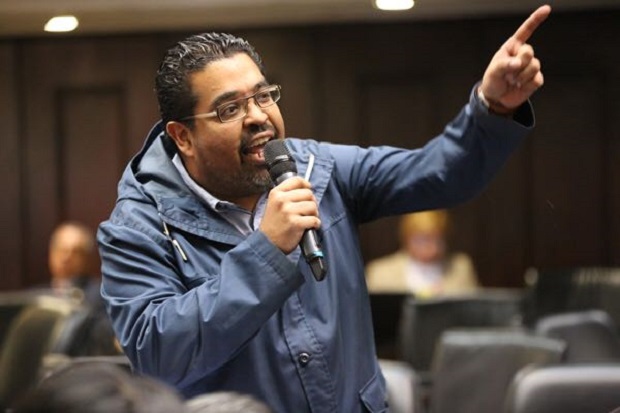 El diputado a la Asamblea Nacional, Winston Flores (Unidad-Vargas)