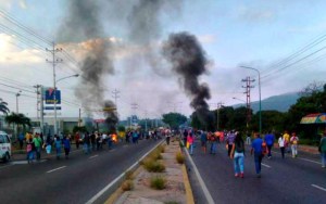 La intercomunal Duaca–Barquisimeto amaneció cerrada este #29May