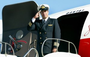 John Travolta dona su avión a un museo