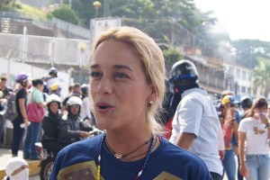 Lilian: ¡Ánimo y fuerza Venezuela! Ésta dictadura ya se va a terminar (VIDEO)