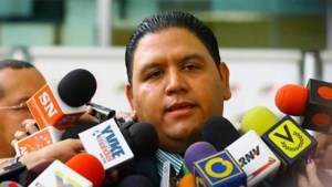 Luis Emilio Rondón dijo que ve poco factible que se posterguen comicios presidenciales