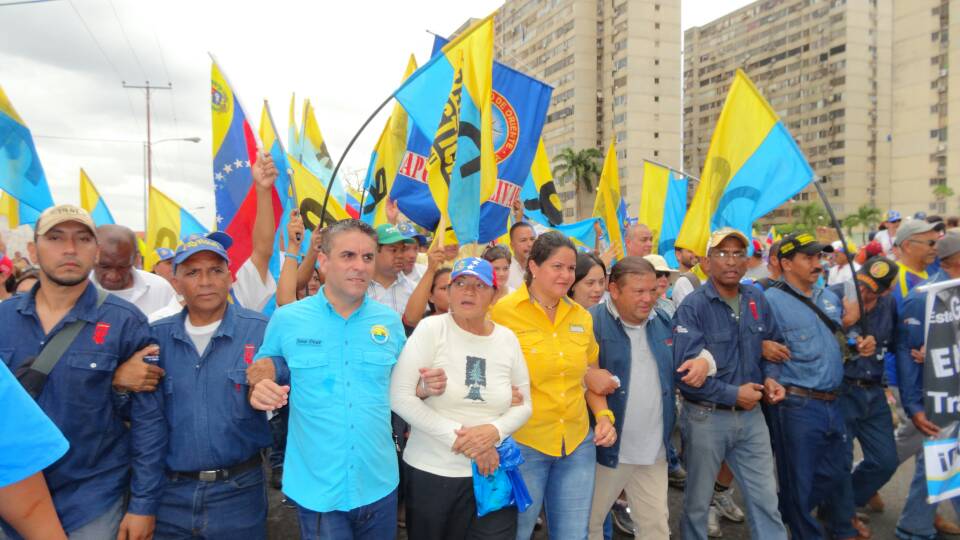 Diputado Prat exige sanciones a jefes que obligaron a trabajadores asistir a marcha oficialista