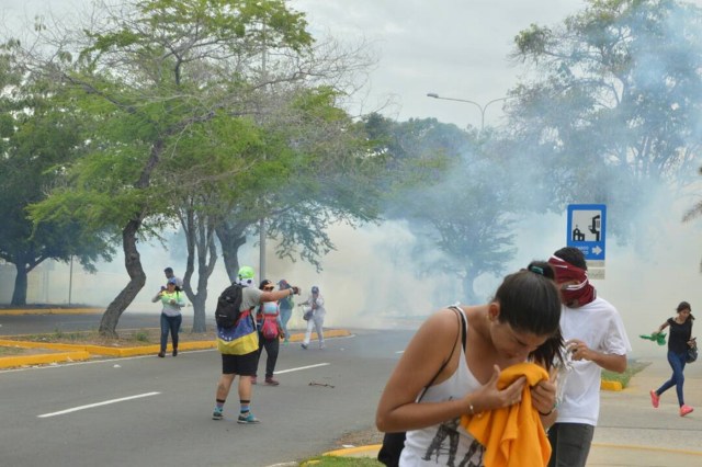 Reprimen a manifestantes en el Zulia