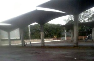 Terminal de San Cristóbal con poco transporte #22May (Foto)
