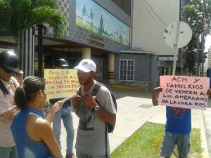 Sede de ACN fue objeto de protesta por parte de denominados “clase obrera”