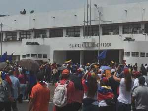 Manifestantes llegaron sin inconvenientes al Cuartel Libertador de Maracaibo #26May