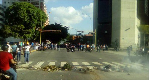 Manifestantes trancaron las calles de Altamira (Foto: PanamPost)