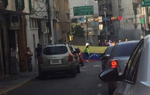 Vecinos de Chacao realizaron trancazo contra el Gobierno #26May