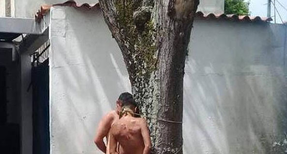 Desnudaron y golpearon a dos presuntos ladrones en Táchira