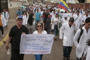 Médicos del estado Bolívar: Se nos mueren los pacientes