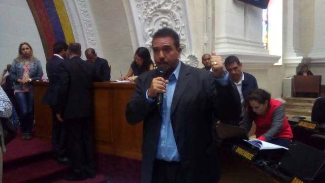 El diputado Stalin González (Foto: @AsambleaVE)