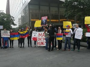 Venezolanos protestan frente a sede de Goldman Sachs en Nueva York #30May