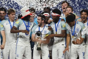En Fotos: La eufórica celebración de Inglaterra por su triunfo en el #MundialSub20