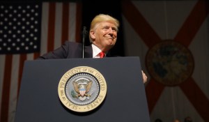Trump reafirma que México debe pagar por el muro