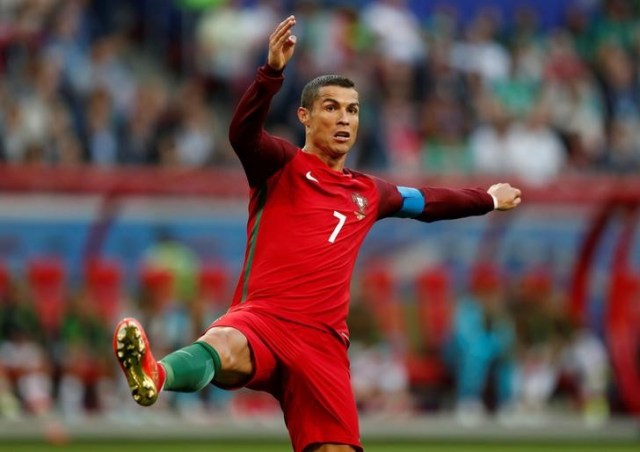 Cristiano Ronaldo realizó una magistral asistencia en el primer gol de Portugal, pero no fue suficiente para abatir al combinado mexicano (Foto: Reuters)