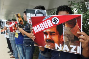 En Fotos: Los carteles que le dedicaron a Maduro en la OEA y que no quiere que veas