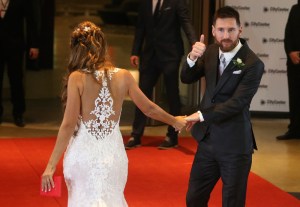 Messi y Roccuzzo se casaron en su Rosario natal ante unos 260 invitados (+fotos)