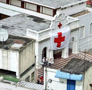 Cruz Roja tuvo que izar su bandera tras represión en La Candelaria (Fotos)