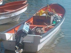 Rescatan embarcación que se encontraba a la deriva en Choroní