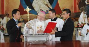 Monseñor Aldo Giordano: El Santo Padre quiere a Venezuela, quiere a su pueblo