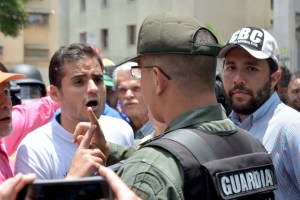 Armando Armas: Alto Mando Militar está en la mira por atrocidades contra manifestantes