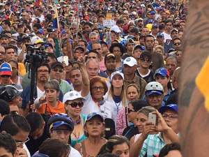 Helen Fernández: El pueblo no quiere Constituyente sino elecciones generales