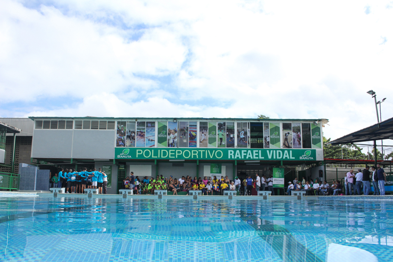 Alcalde Blyde reinauguró  la piscina del Polideportivo Rafael Vidal
