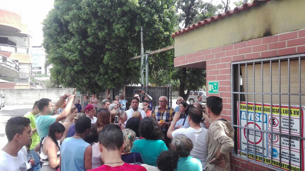 Ismael García: Condenamos brutal represión contra urbanización Base Aragua