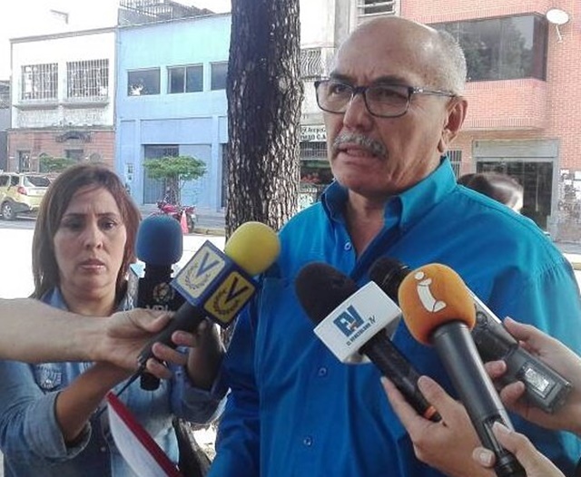 Ismael García denunció allanamiento de Inmunidad Parlamentaria del diputado Wilmer Azuaje