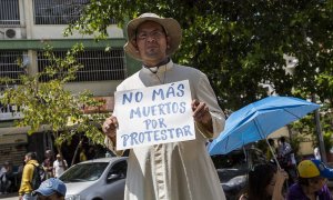 Unidos por la Fe se concentran en el Unicentro El Marqués #17Jun (Video)