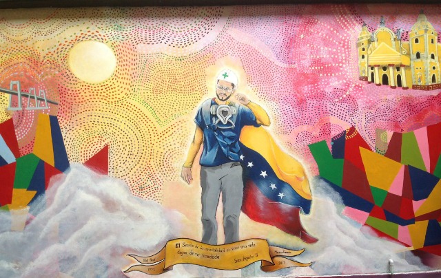 Foto: El mural que dedicaron en honor a Paúl Moreno en la LUZ / Cortesía
