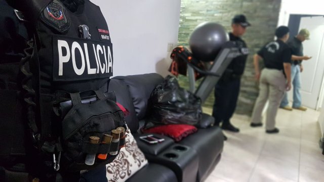 Foto: Cinco policías, una funcionaria del MP y un abogado caen en operativo / panamaamerica.com.pa