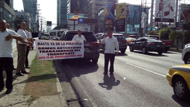 Protesta-contra-Uber-en-Panamá