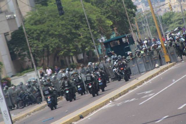 Represión en el Palacio de Justicia de Maracaibo (2)