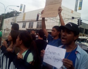 Privan de libertad a estudiante de la Universidad de Carabobo José Gregorio Briceño
