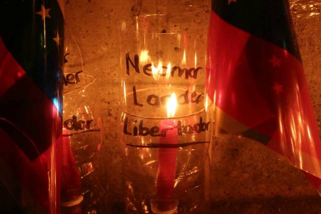 Caraqueños realizaron vigilia en honor a Neomar Lander. Foto: Will Jiménez. 