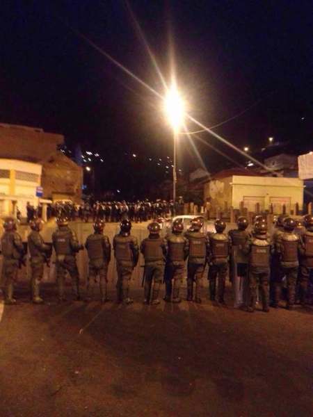 Protestas en el estado Vargas / Foto @wfloresvp