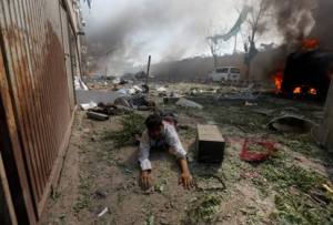 Cerca de 30 muertos en un atentado con coche bomba en Afganistán