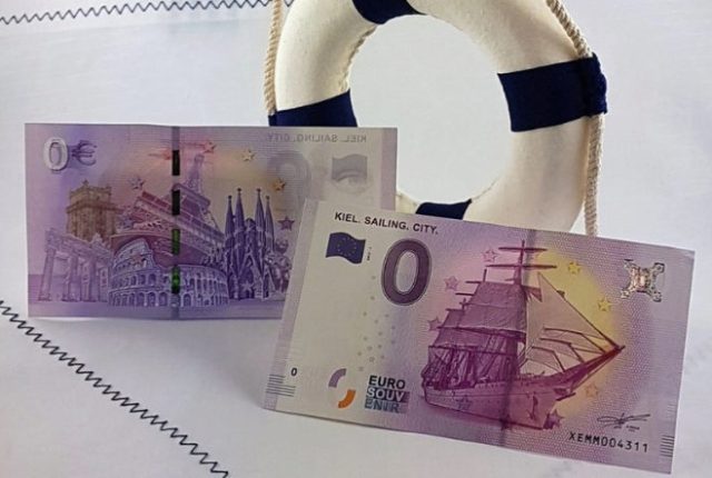 Los billetes de cero euros alemanes. KIEL. SAILING. CITY