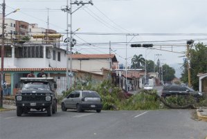 Vecinos de El Obelisco en Barquisimeto seguirán en la calle