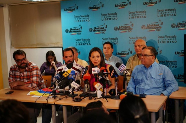 Mesa de la Unidad Democrática ofrece rueda de prensa // Foto @VenteVenezuela 