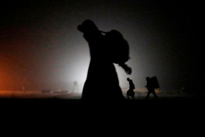 Hallan 44 migrantes muertos en el desierto de Níger, entre ellos varios bebés